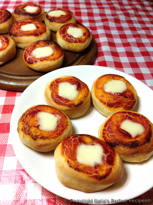 best pizzette little pizza fingerfood parties feast