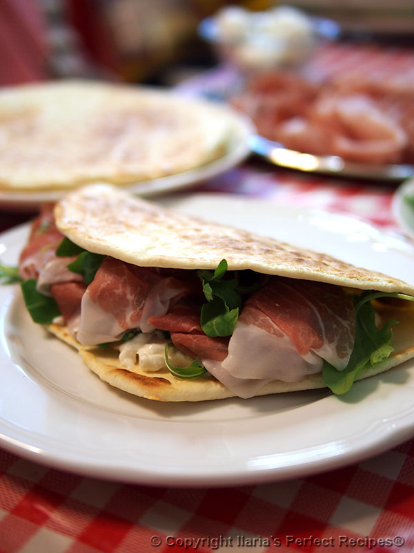 best italian piadina flatbread prosciutto