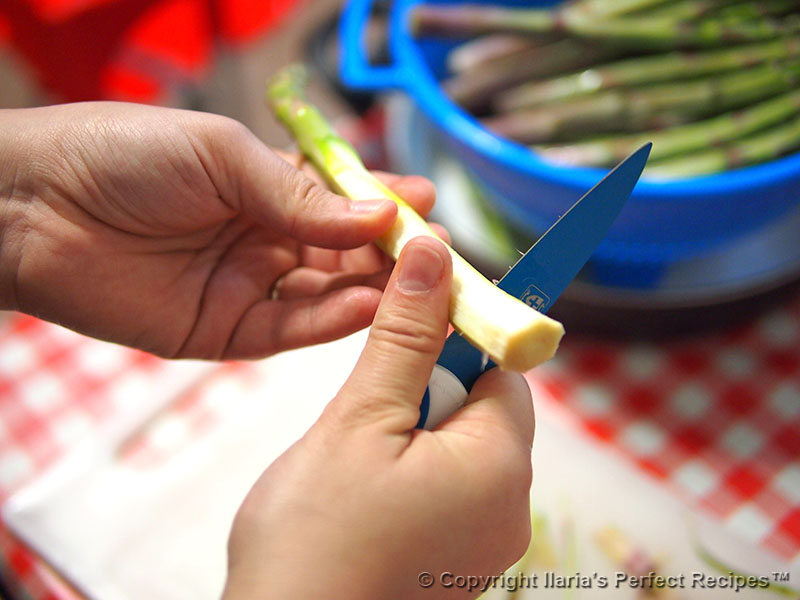 cut asparagus spear
