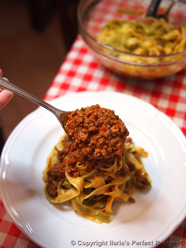 italian ragu bolognese sauce perfect tagliatelle