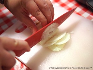 onion cut slices